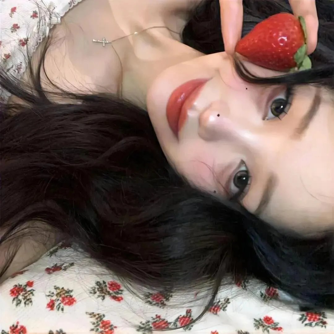 蜜丝炸弹